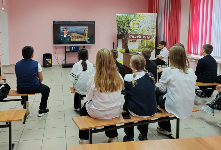Акция «Улицами Героев».